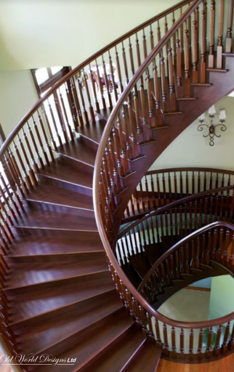 Circular staircase (wood)