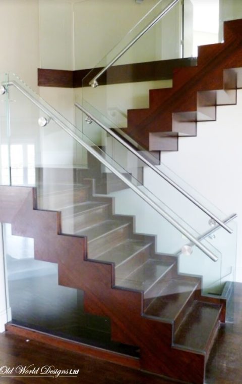 Straight staircase (glass and wood)